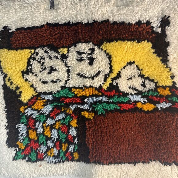 Peanuts‎ Snoopy Charlie Brown And Linus 70s Latch Hook 27”x20” Vintage - Picture 3 of 4